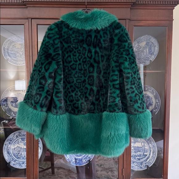 Emerald Green Faux Fur Leopard Coat - Picture 3 of 3